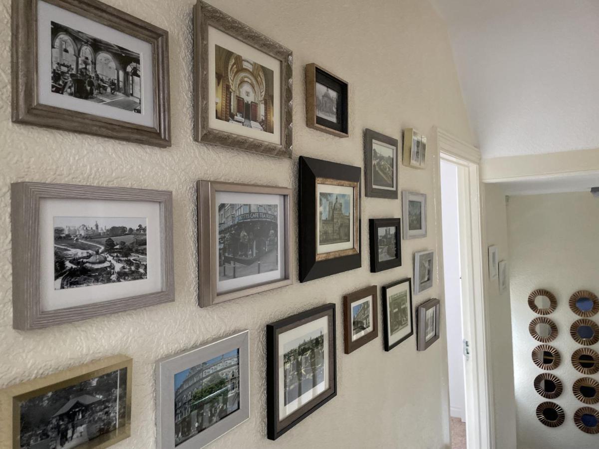 4 Bedroom House In Harrogate Town Centre 外观 照片